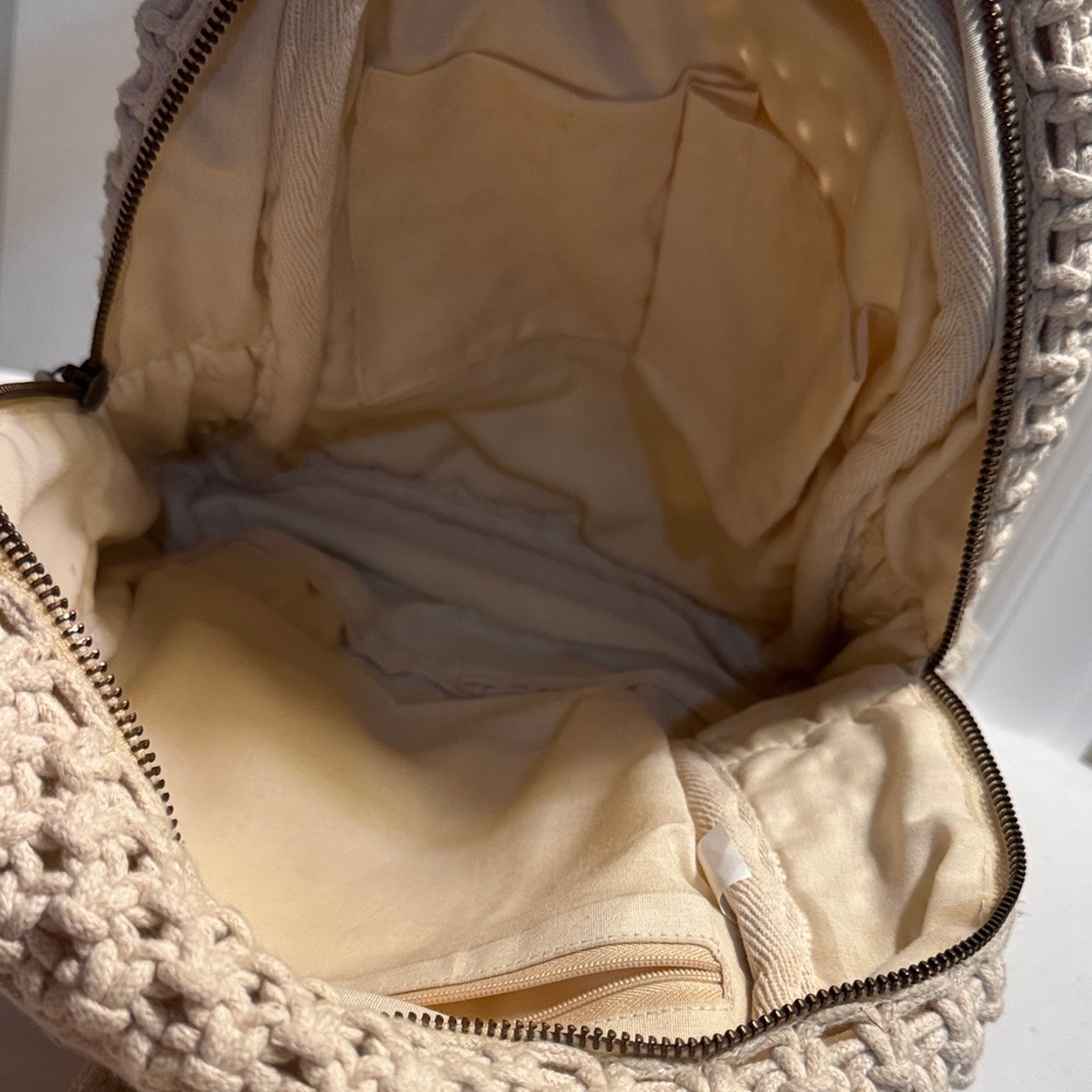 Handcrafted Cream Backpack - Picture 3 of 4